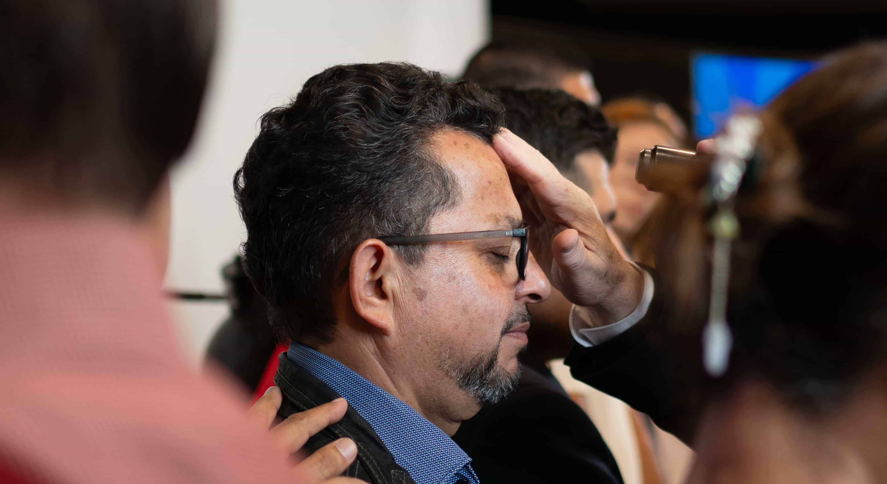 Ps. Juan enseñando